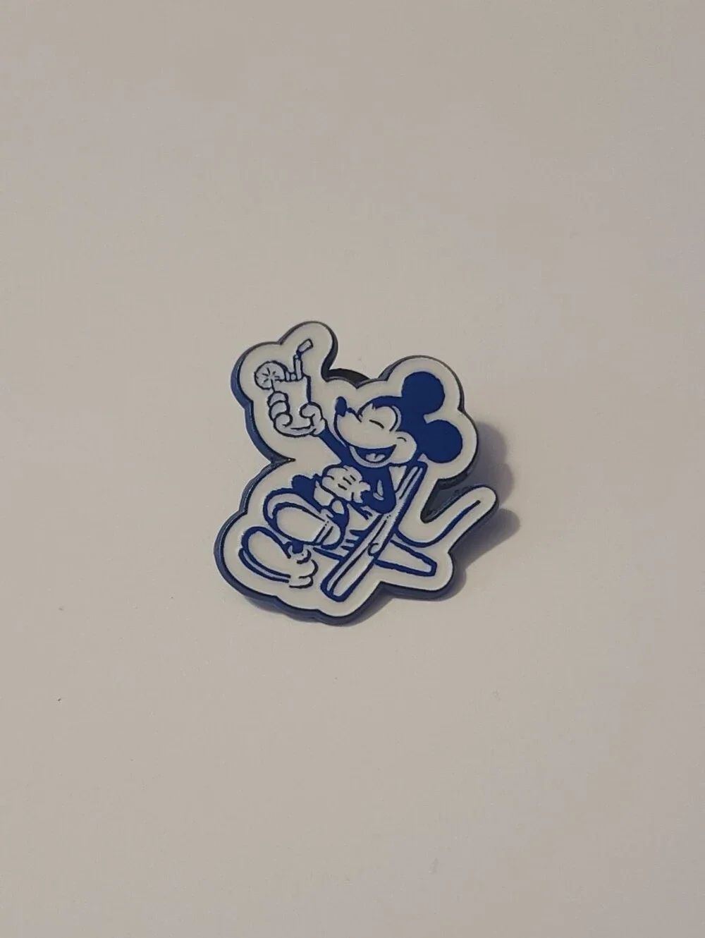 Disney Mickey Mouse Summer Blue Outline Pin